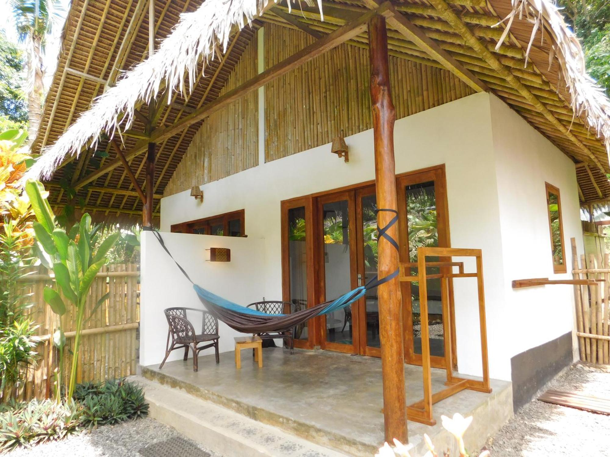 Rnv Eco Resort Bungalows Batukaras Exterior photo