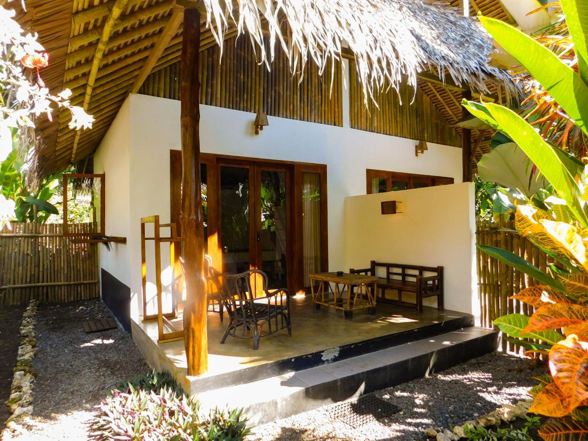 Rnv Eco Resort Bungalows Batukaras Exterior photo